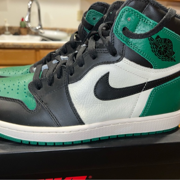 Nike Air Jordan 1 Retro High Pine Green main image 7